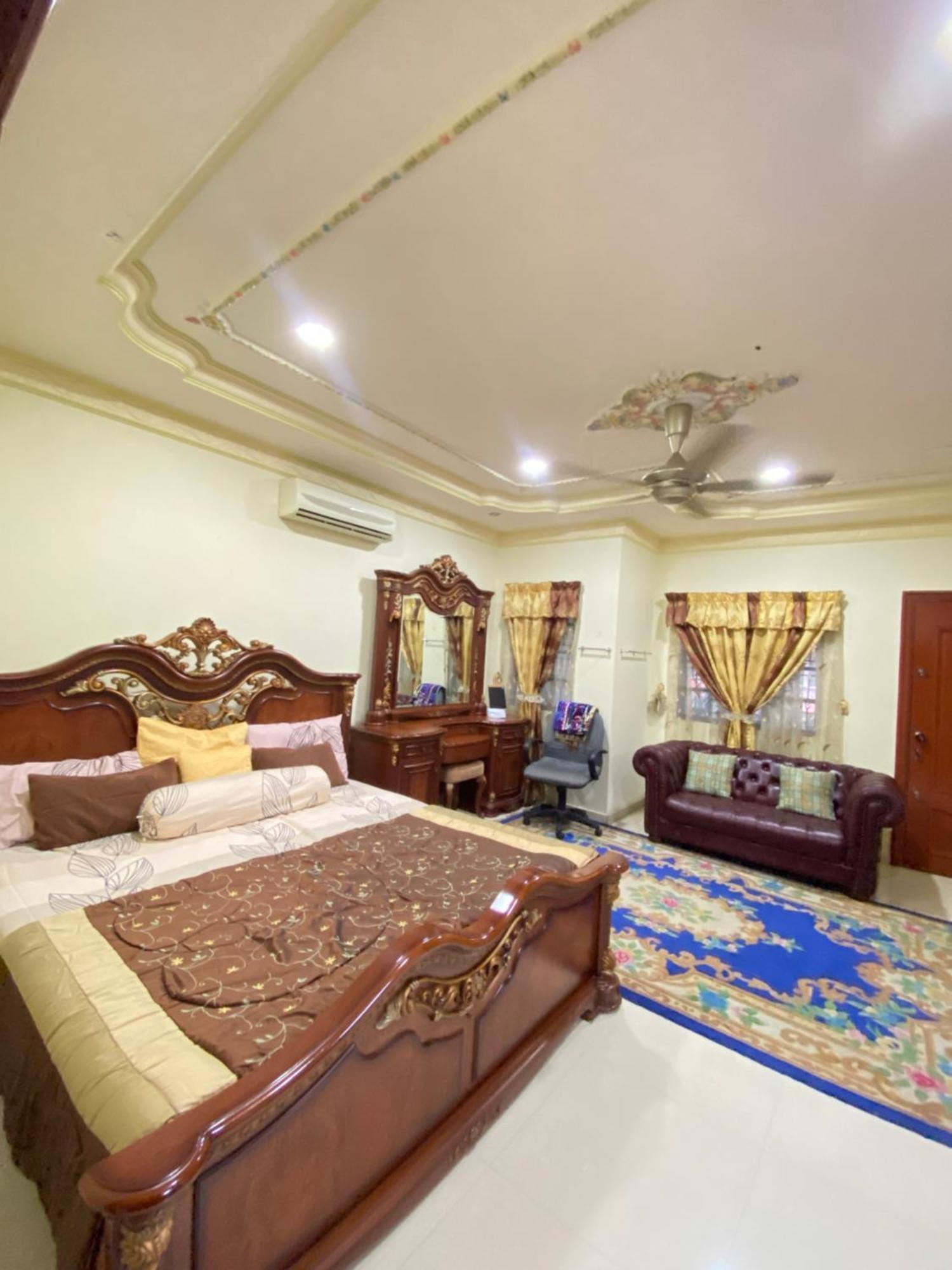 Nenda Homestay Kampong Baharu Cheras Batu Sa-Belas Екстер'єр фото