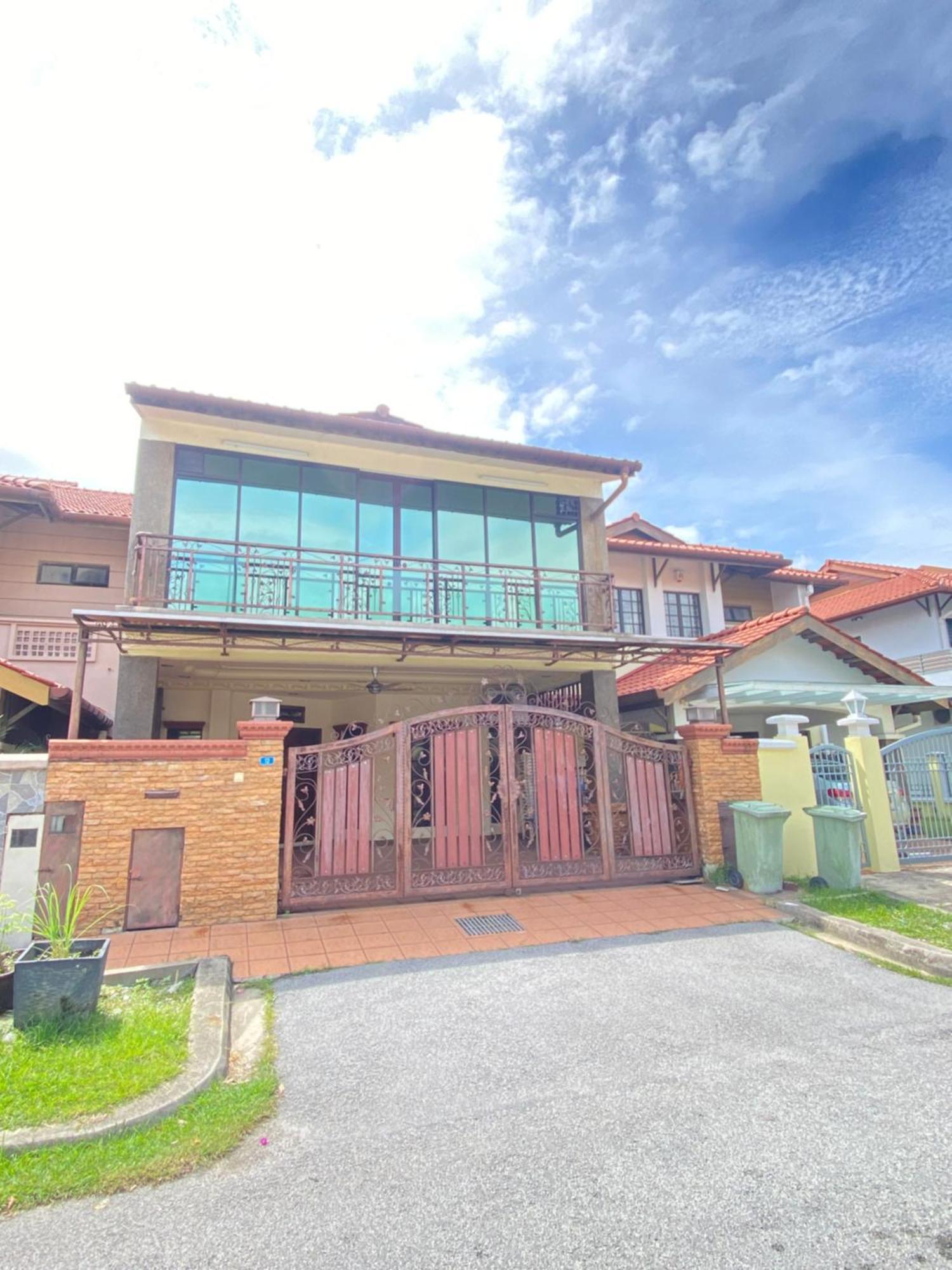 Nenda Homestay Kampong Baharu Cheras Batu Sa-Belas Екстер'єр фото